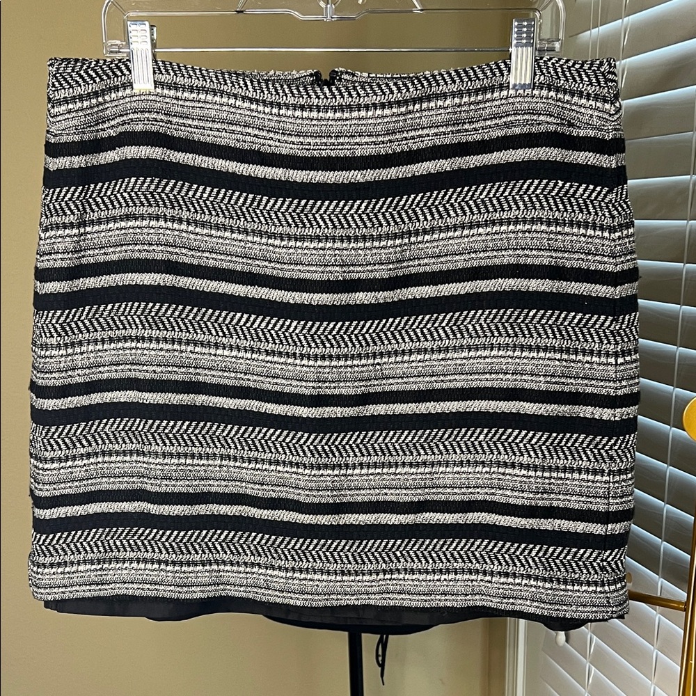 LOFT Black and White Patterned Mini Skirt